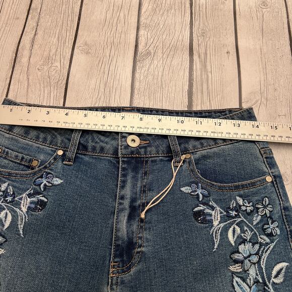 Camila Coelho Women’s Size 6 Straight Ankle Blue Jeans Embroidered Pockets - Picture 3 of 11